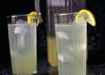 Spritzy Ginger Lemonade